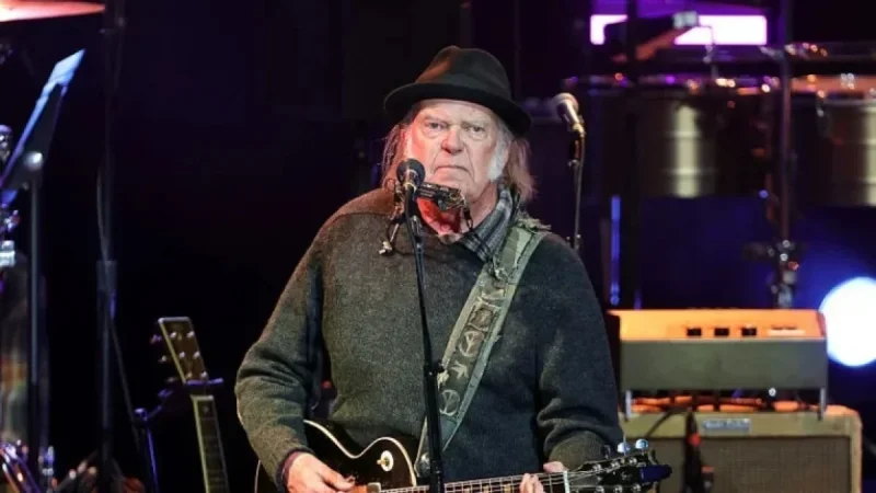 Neil Young Launches Love Earth Tour at Eden Sessions 2026