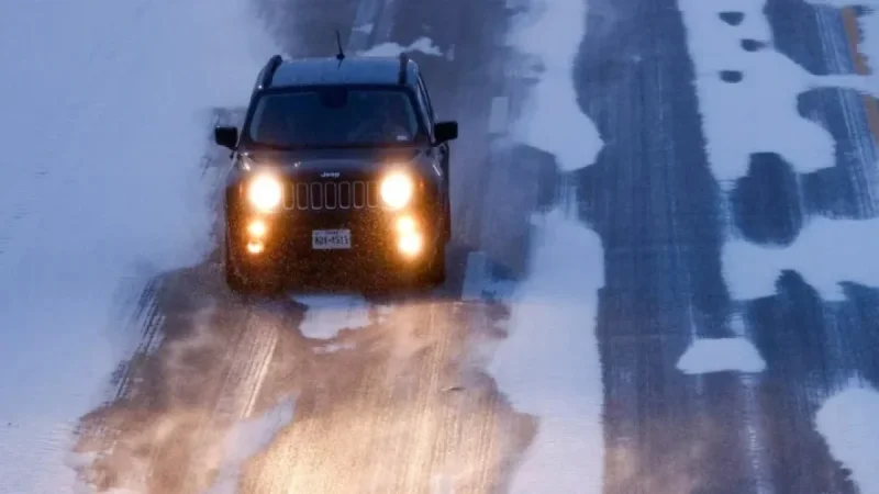 Sleet and Ice Freeze North Texas, Coating DFW Roads Saturday