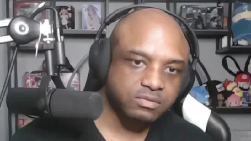 Twitch Influencer Lacari Exposes Private Notepad with 1,700 Disturbing Files