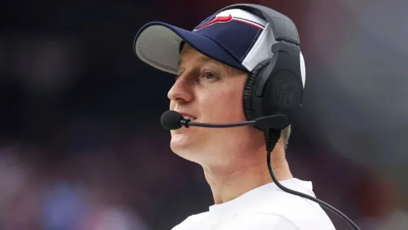 Dolphins Promote Bobby Slowik to Offensive Coordinator Role