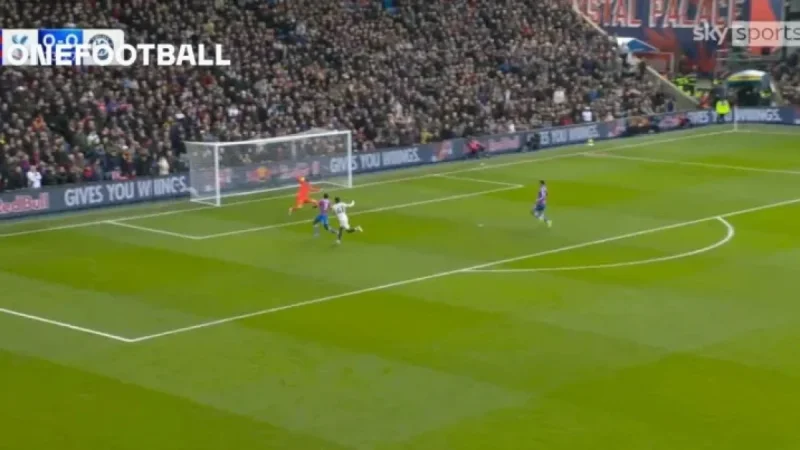 Estevão’s Stunning Goal Puts Chelsea Ahead Against Palace