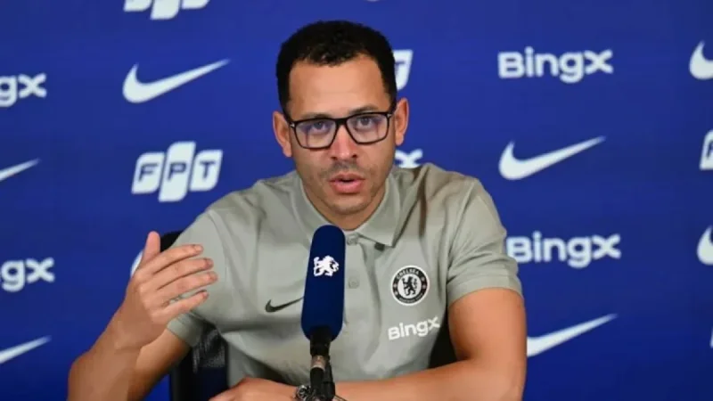 Liam Rosenior Updates on Chelsea’s Lineup Before Crystal Palace Match