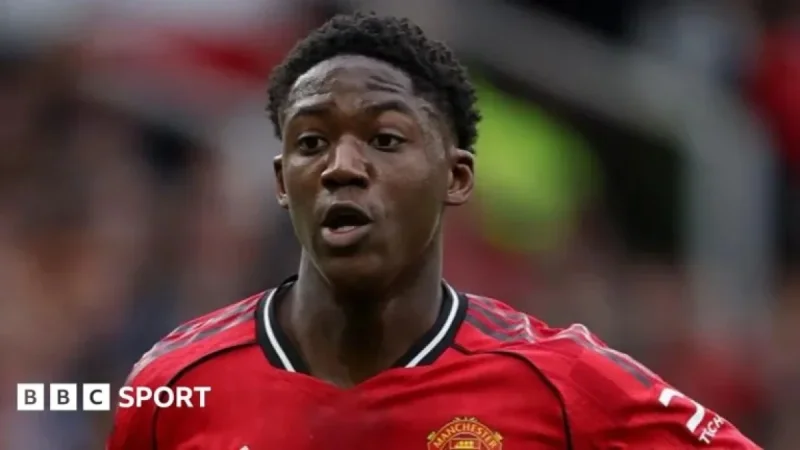 Manchester United Seeks Contract Talks with Midfielder Kobbie Mainoo