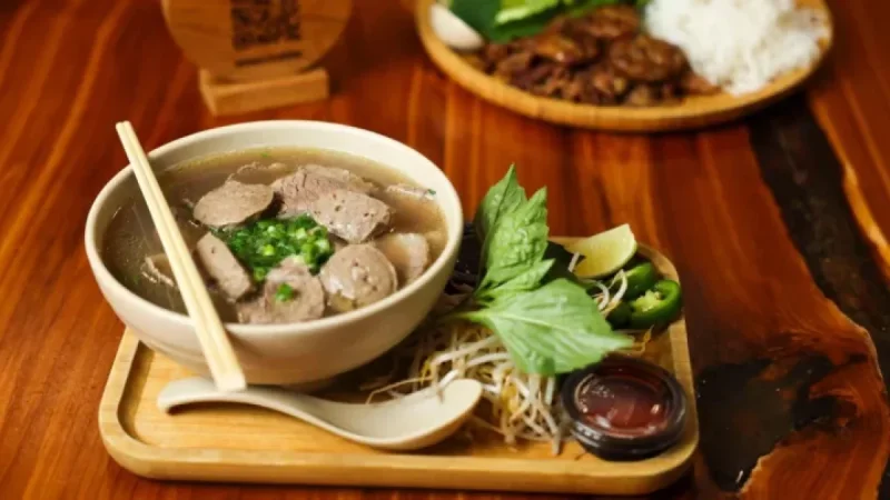 North Texas Restaurants and Bars Open Amid Winter Storm