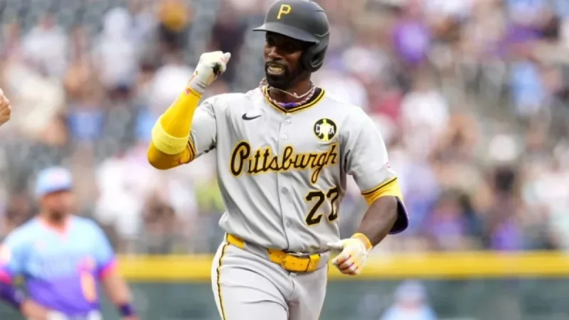 Pirates Ready to Re-Sign Andrew McCutchen