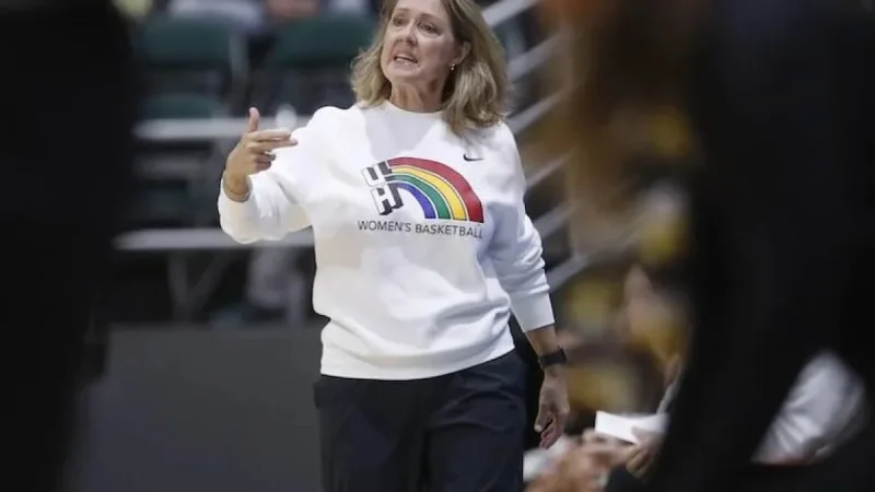 Rainbow Wahine Basketball Secures Fourth Consecutive Victory