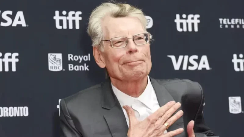 Stephen King’s Anti-ICE Post Sparks MAGA Backlash