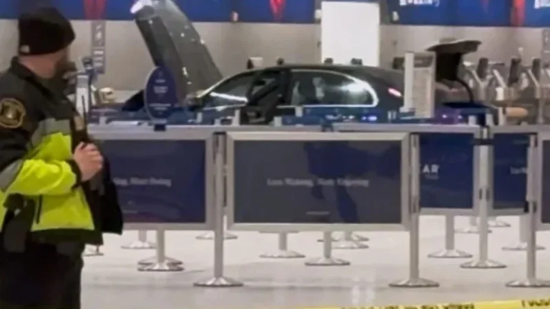 Airport Chaos on Friday Unrelated to Weather Conditions