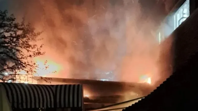 Kensington Roof Gardens Fire Forces Evacuation