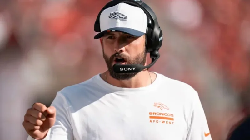 Las Vegas Raiders Target Two Offensive Candidates for Head Coach Role