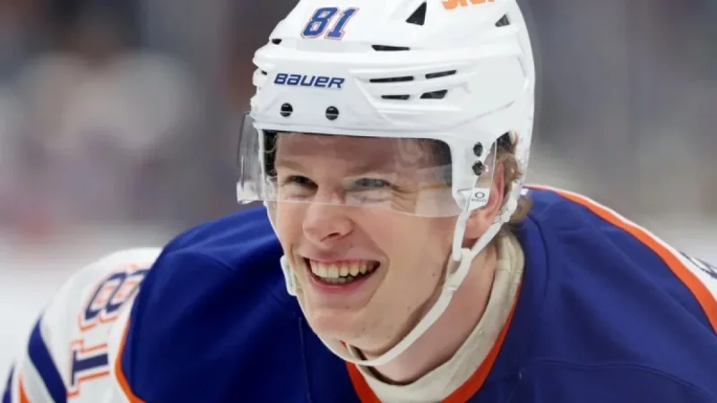 Oilers Recall Samanski from Condors to Strengthen Roster