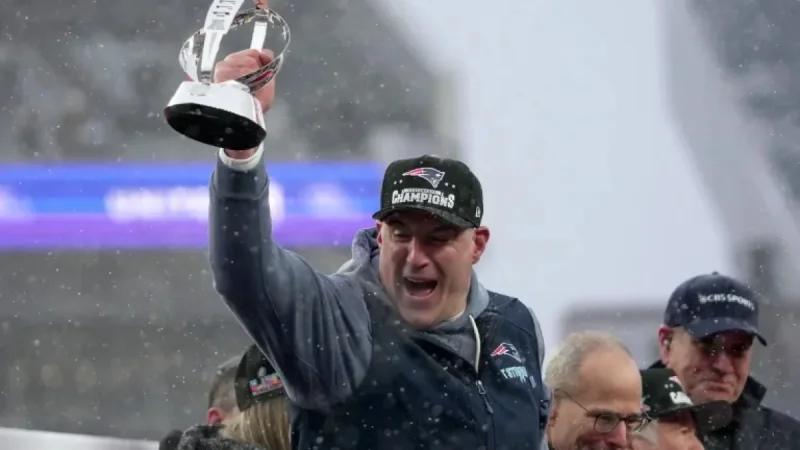 Patriots Coach Mike Vrabel Returns to the Super Bowl