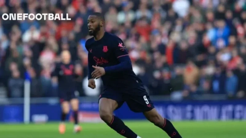 Everton Seeks New Striker in January Transfer Window?