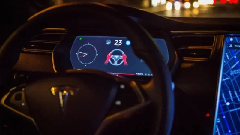 NTSB Probes Waymo as Tesla Autopilot Faces Challenges