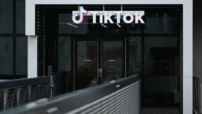 TikTok Probes Messaging Glitch Blocking ‘Epstein’ Usage