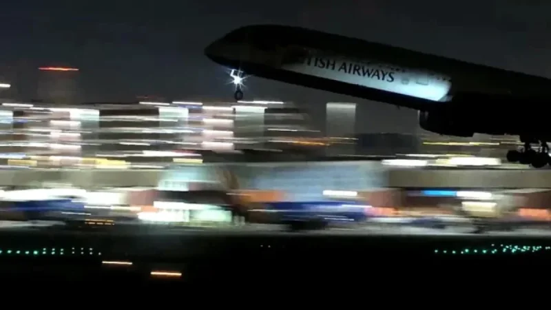 Aircraft Equipment Falls During Las Vegas Takeoff, Caught on Camera