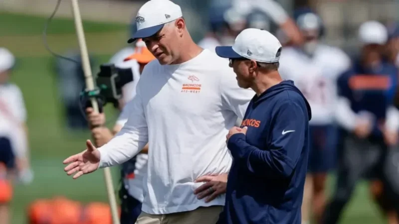 Denver Broncos Dismiss Offensive Coordinator Joe Lombardi: Reports