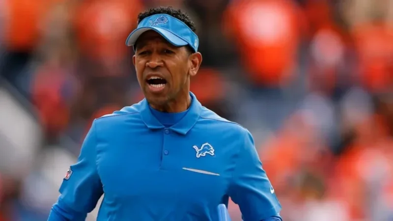 Giants’ John Harbaugh Interviews Dolphins Assistant for OC Position