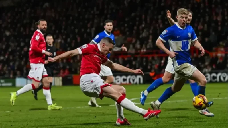 Bradford City Secures Loan Deal for Wrexham Legend