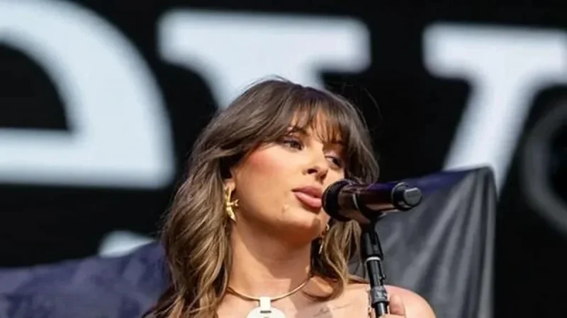 Ella Langley’s “Dandelion” Album Ignites Country Music Excitement