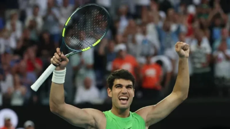 Incredible Alcaraz Defeats Zverev in Epic Melbourne Semifinal Battle