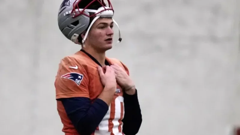 Patriots Receive Worrisome Update During Practice
