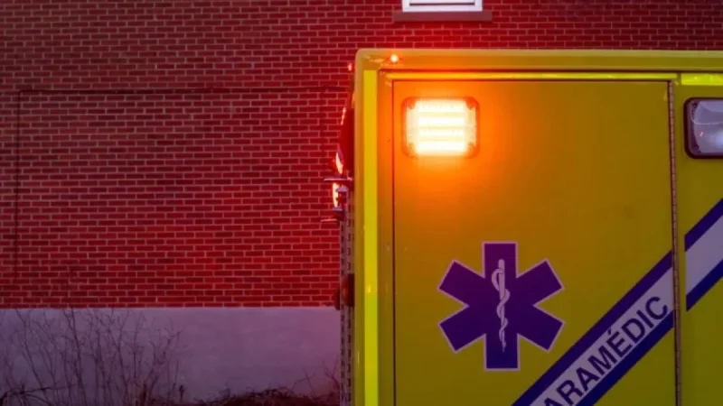 7-Year-Old Girl Struck by Bus in Longueuil