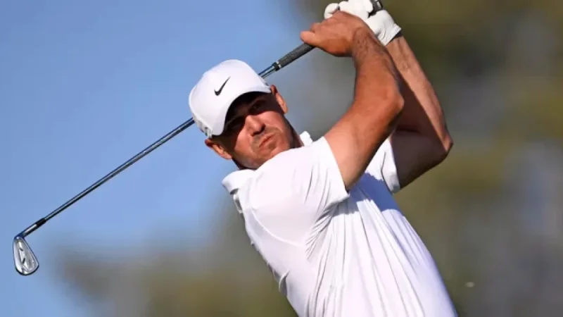 Brooks Koepka Fights to Secure Weekend Spot at Farmers Insurance Open