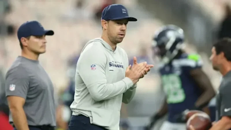 ESPN’s Schefter, Fowler Disagree on Kubiak’s Future with Raiders