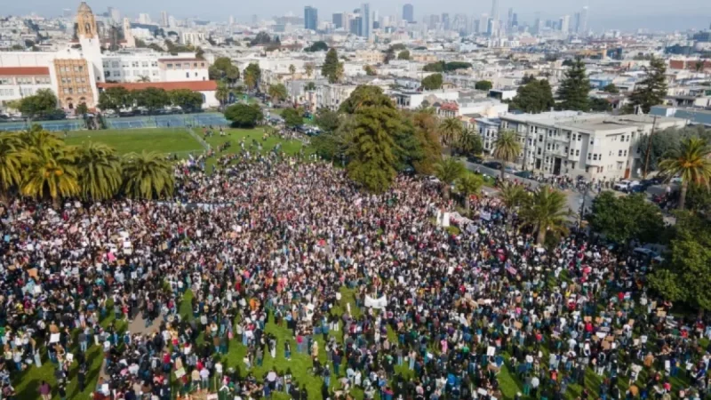 Thousands Rally in San Francisco, Businesses Shut for Nationwide ‘ICE Out’ Protest