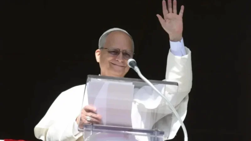 Pope Declares Beatitudes as a Measure of True Happiness at Angelus