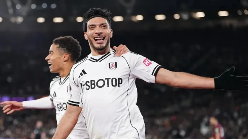 Raul Jimenez Chooses Fulham Amid Contract Uncertainty