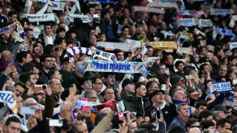 Real Madrid Fans Boo Players Ahead of Rayo Vallecano Match