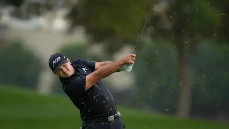 Reed Trails Calum Scott Ahead of Bahrain Final Round