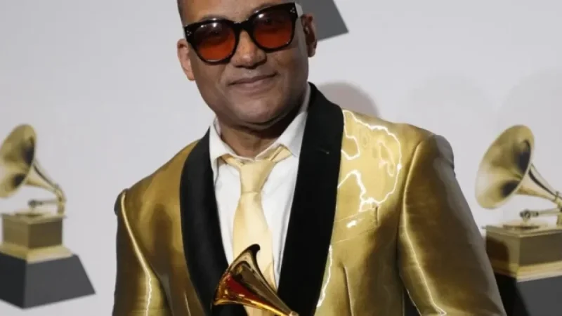 Bad Bunny Wins First Grammy, Rubalcaba Shines, Caetano Victorious at Awards