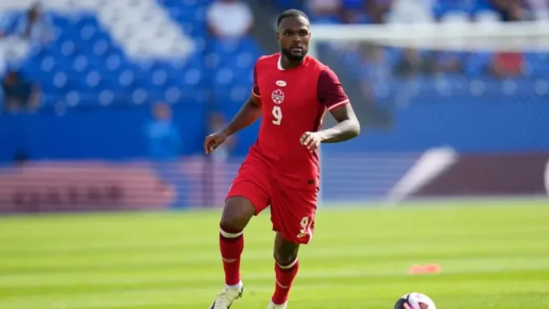Canadian Star Cyle Larin to Join Southampton: Report