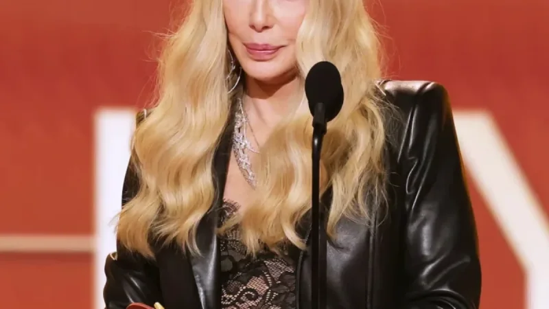 Cher Stumbles as 2026 Grammys Presenter