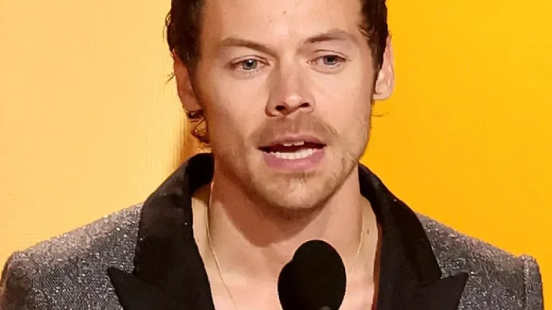 Harry Styles Stuns at Grammys 2026 with Bold Fashion Choice