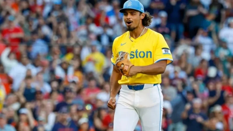 Red Sox Trade Hicks and Prospect to White Sox, Acquire Right-Handed Prospect