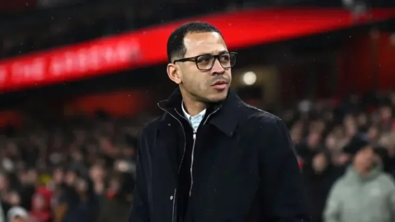 Liam Rosenior’s Fiery Four-Word Rebuke to Arsenal Captured on Camera