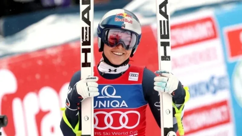 Lindsey Vonn to Compete in 2026 Olympics Despite Ruptured ACL