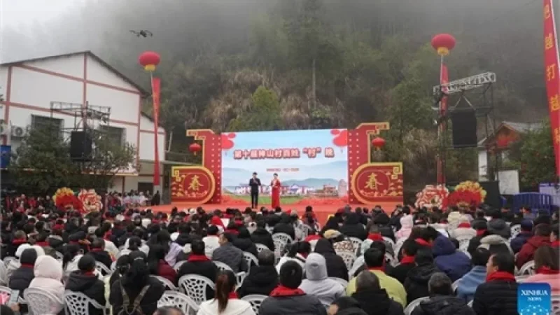 Villagers Celebrate Spring Festival Gala in Shenshan, Jiangxi Province