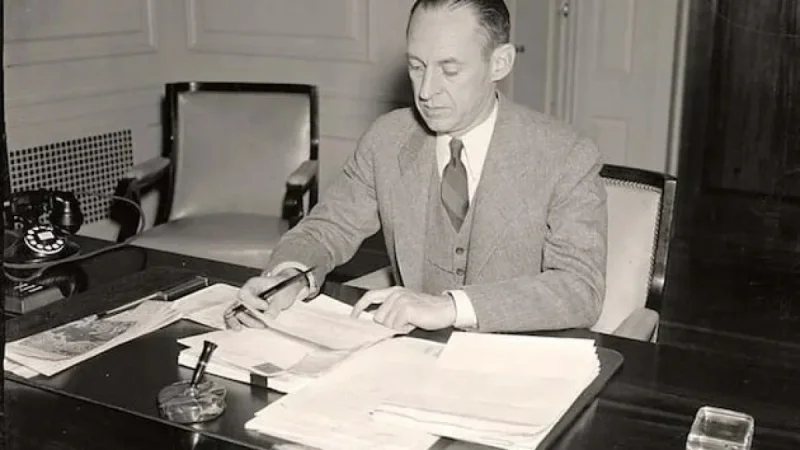 Why Must the Federal Reserve Remain Politically Independent?