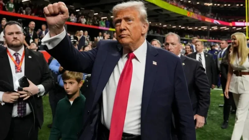 Aides Warn Trump of Likely Boos at Super Bowl Appearance