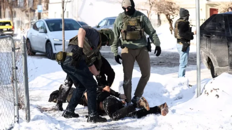 Canadian Firms Urged to Resist Pressure Against ICE Collaboration