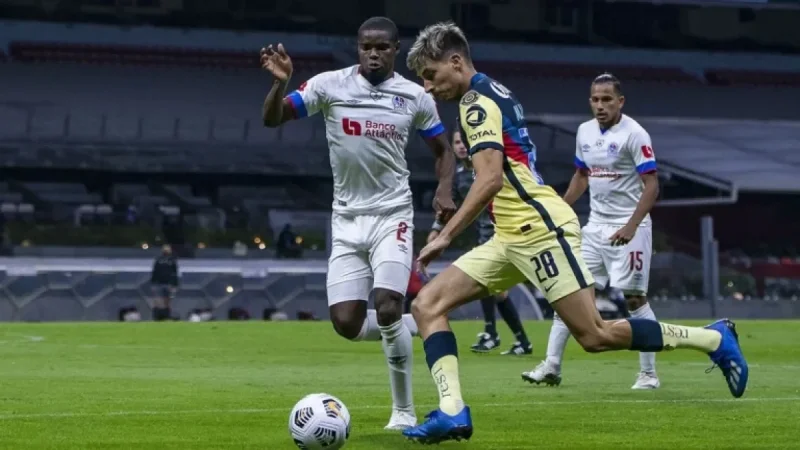 Olimpia Consistently Challenges América in Intense Matchups