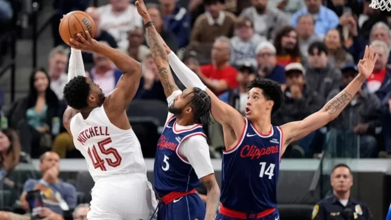Cavaliers Dominate Clippers 124-91 as Darius Garland Watches Courtside