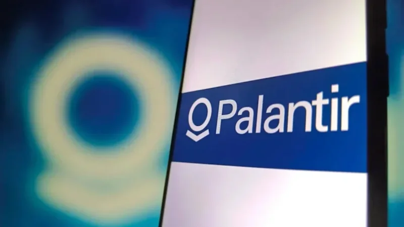 FTSE 100 Declines, US Stocks Mixed Amid Mega-Cap Earnings Reports