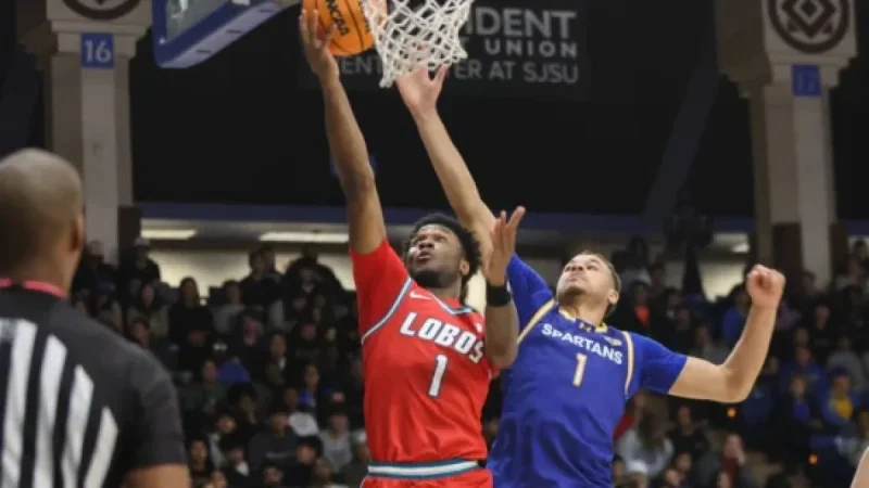 Leaders Clash: Lobos Host Utah State Wednesday Night