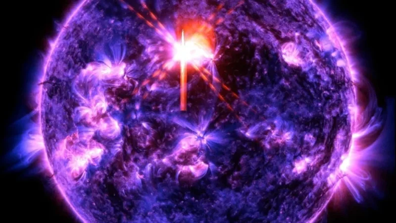 Sun Emits Powerful Solar Flare